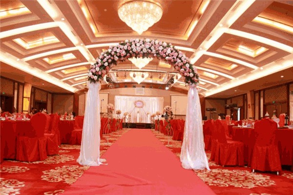 悦百年婚礼策划