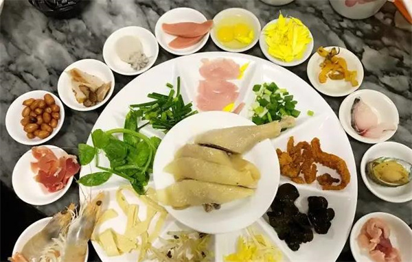 大理过桥米线