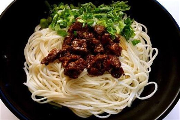 成都老汤面馆加盟