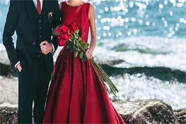 小雪婚纱摄影