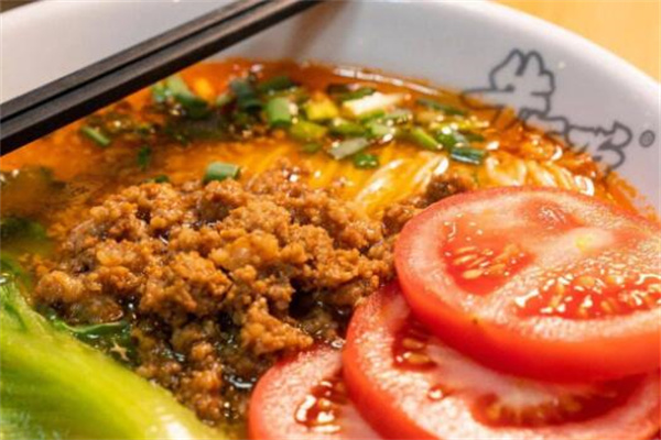 牛百碗中式面餐厅加盟