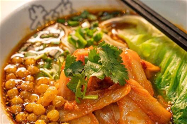 牛百碗中式面餐厅加盟