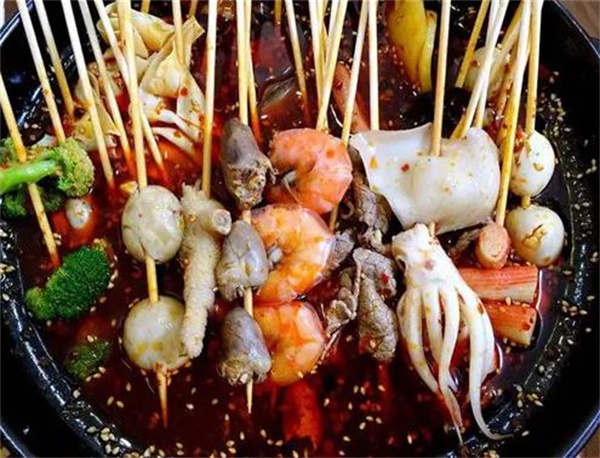 串小游冷锅串串