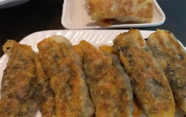 大嘴锅贴