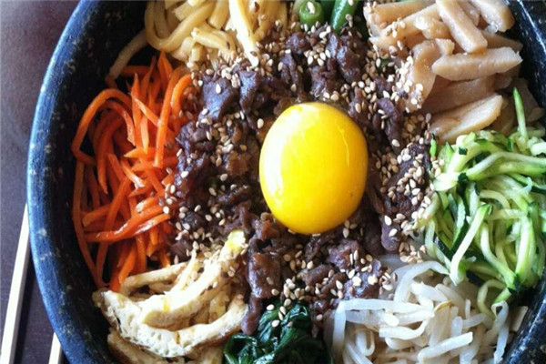 喜东来石锅拌饭加盟