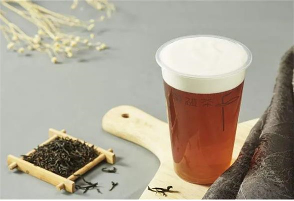 菓碰茶鲜果茶饮