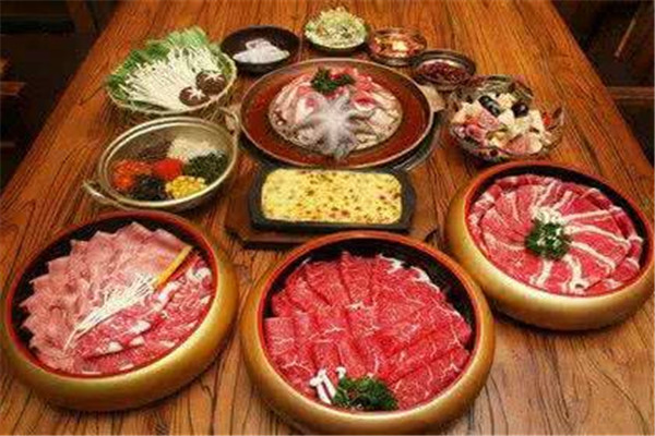 小牛猪烤肉