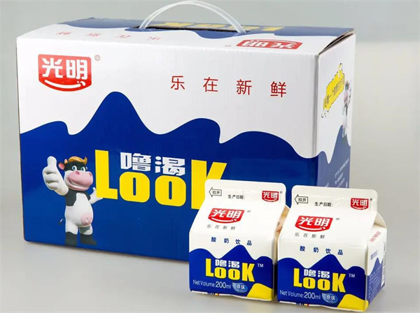 光明鲜奶屋