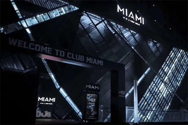 miami酒吧