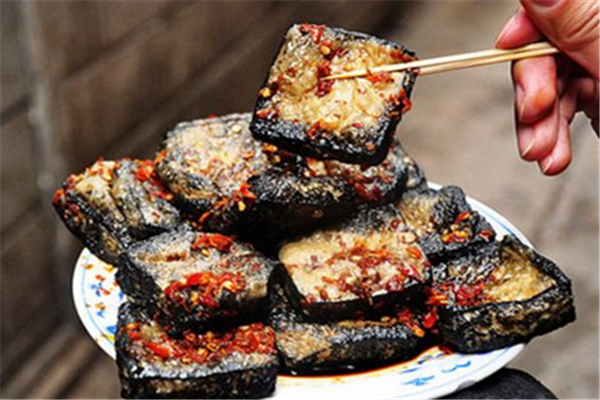 海龙南门臭豆腐