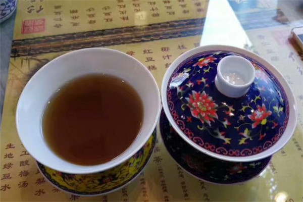 张静凉茶加盟
