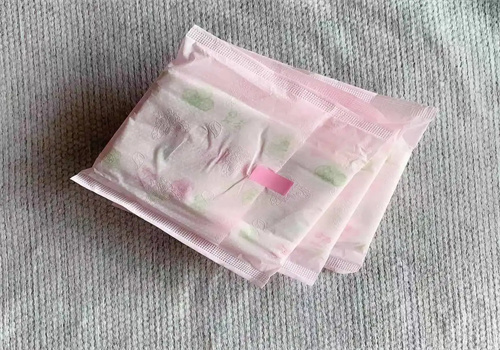闺蜜面包卫生巾