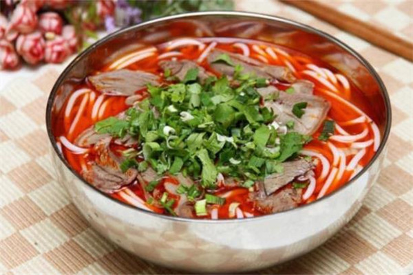 何家鲜羊肉粉加盟