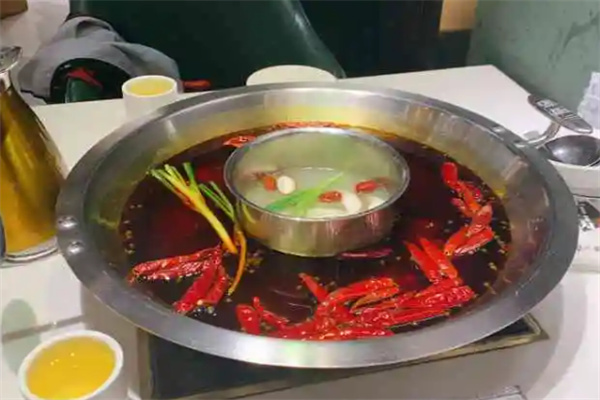 小酷火锅加盟