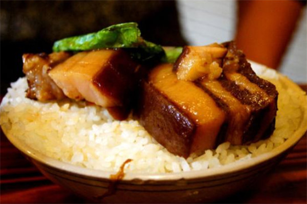甏大人甏肉干饭加盟