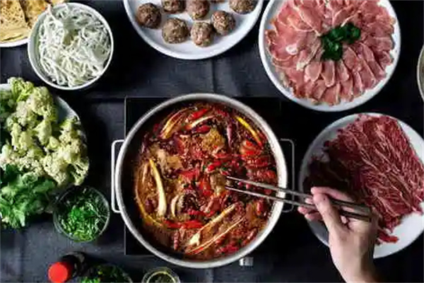 火锅新年加盟