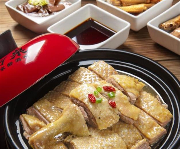 四方桌餐厅
