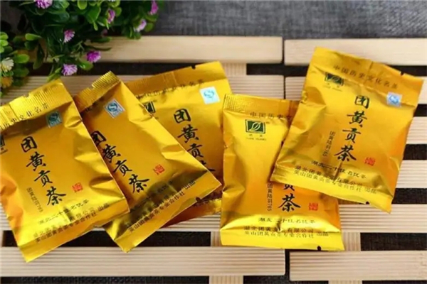 团黄贡茶加盟