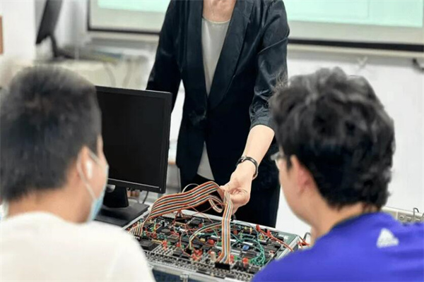 北邮在线IT教育加盟