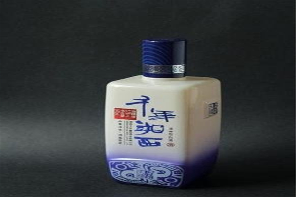 千年湘西白酒