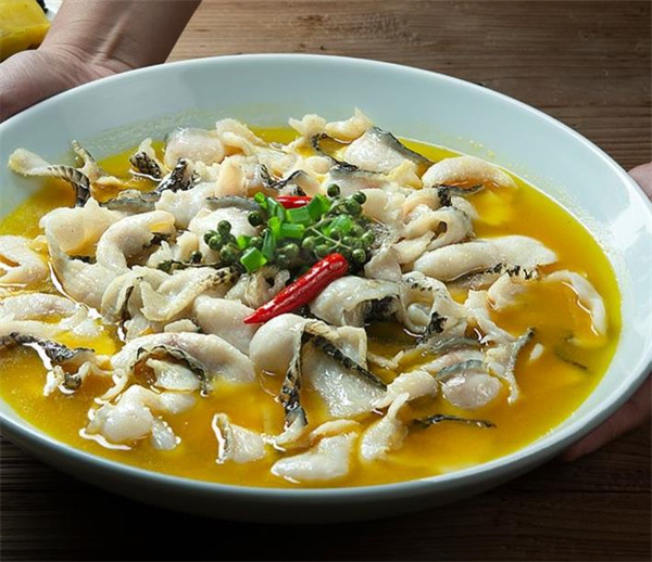 四方桌餐厅