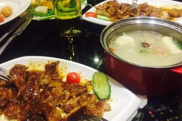 剑桥西餐火锅餐厅加盟
