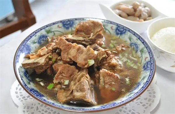 老家头排骨米饭