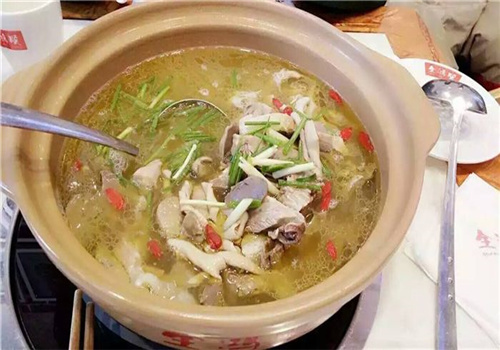 龙鼎竹荪鹅火锅