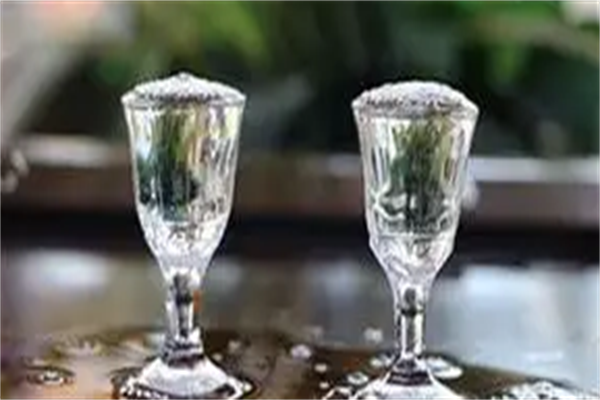 荣和坊白酒