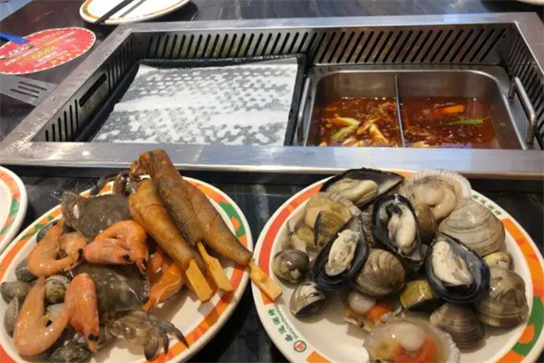 佰盛自助烤涮城