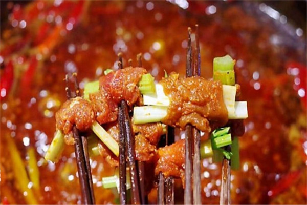 吴叔串串香加盟