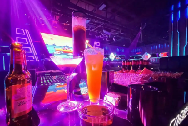 FORMERBAR
