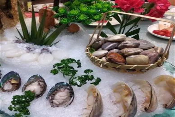 金兴港式海鲜火锅店