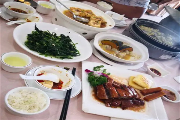 潮兴园饭店加盟