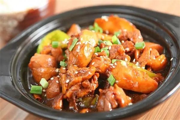 周九哥黄焖鸡米饭加盟