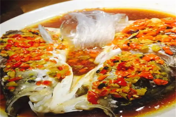 鱼飞鱼时尚湘菜加盟