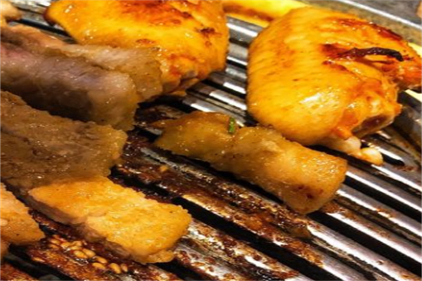 南山公园炭火烤肉