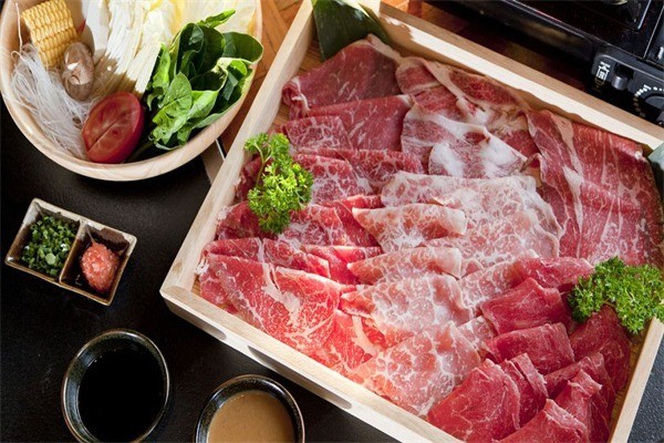 洪兴牛肉火锅
