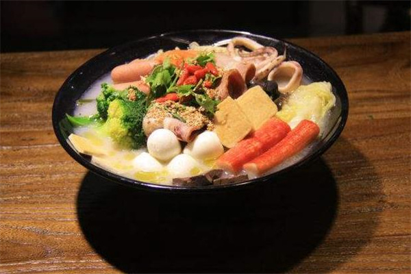 飞渡麻辣烫