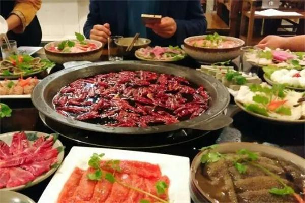 捌零老火锅