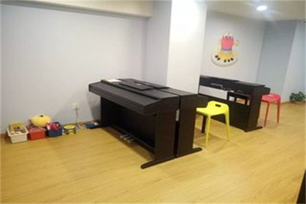 育童钢琴