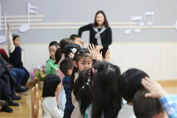 育童钢琴