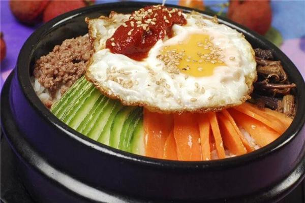 吉野家有石锅拌饭