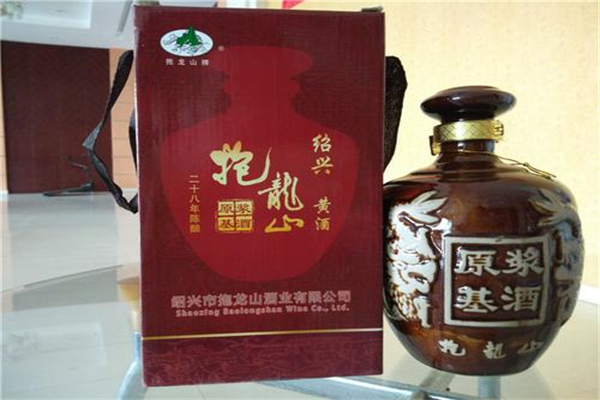 抱龙山酒业加盟