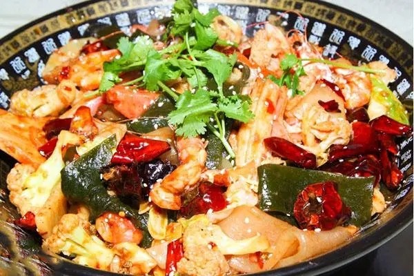 千百顾冒菜加盟