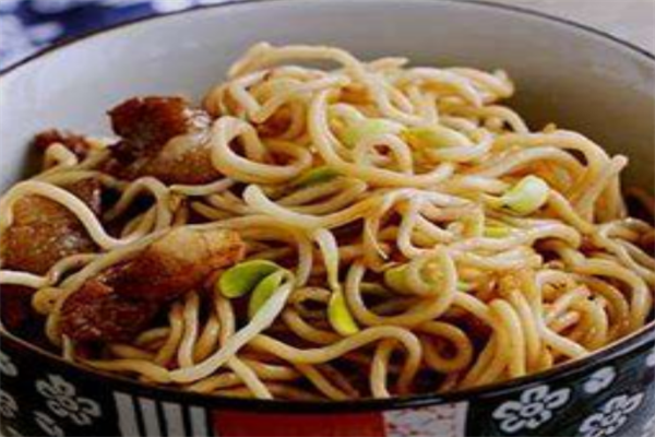 废尝火泡面