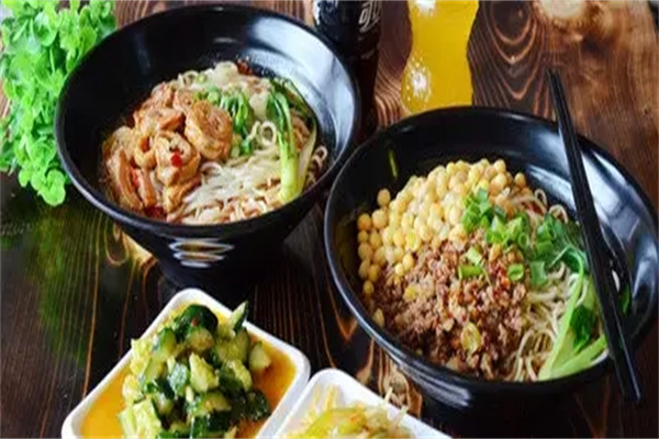 爱食烫粉面加盟