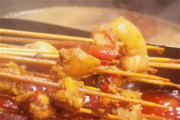串串捞旋转小火锅