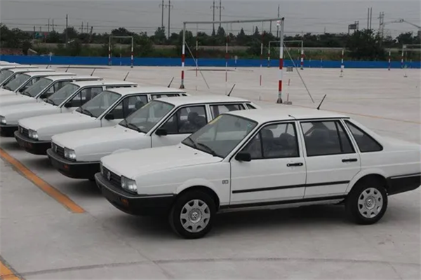 Honey学车