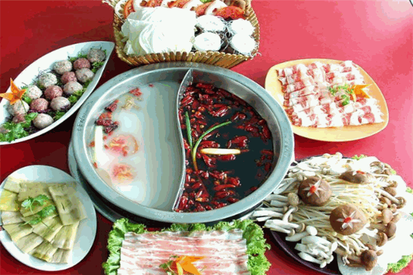 俏小渝火锅
